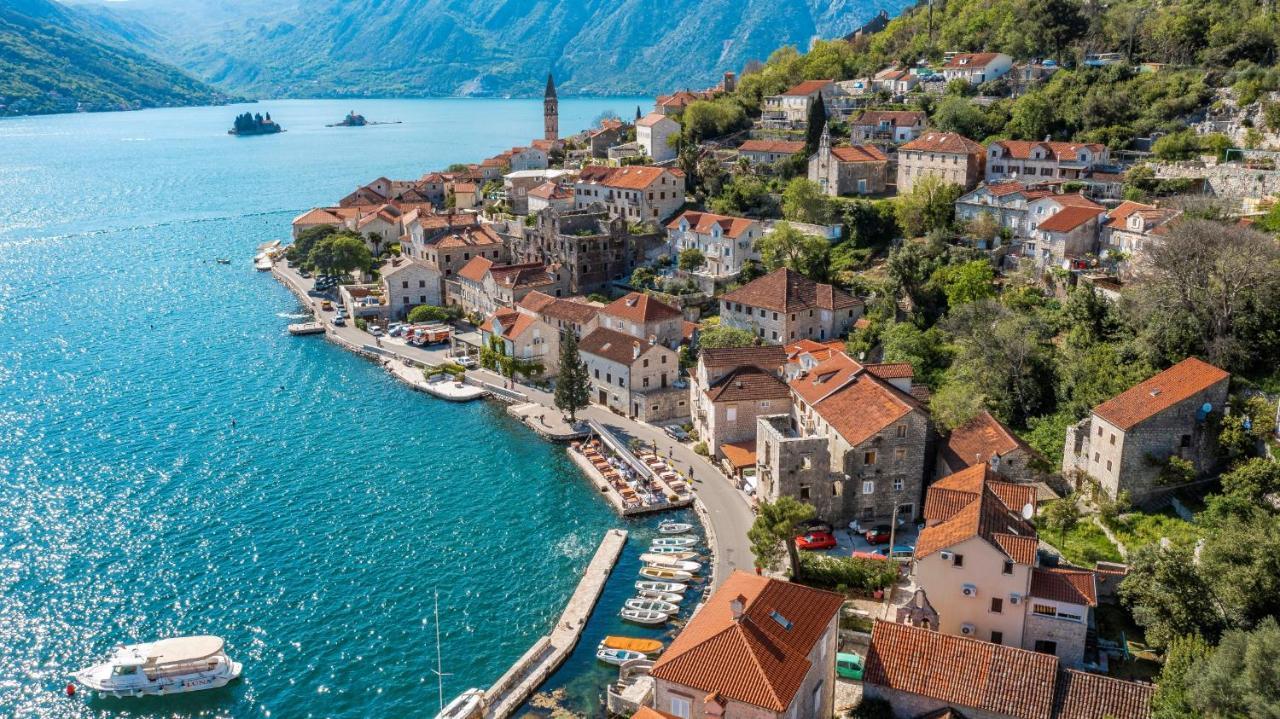 Charming Bohemian House In Perast Villa Exterior photo